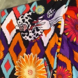 LulaRoe Disney Villains Cruella deVil leggings S/M